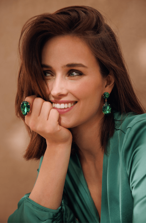 Caroline Svedbom øredobber Perfect drop earrings - majestic green