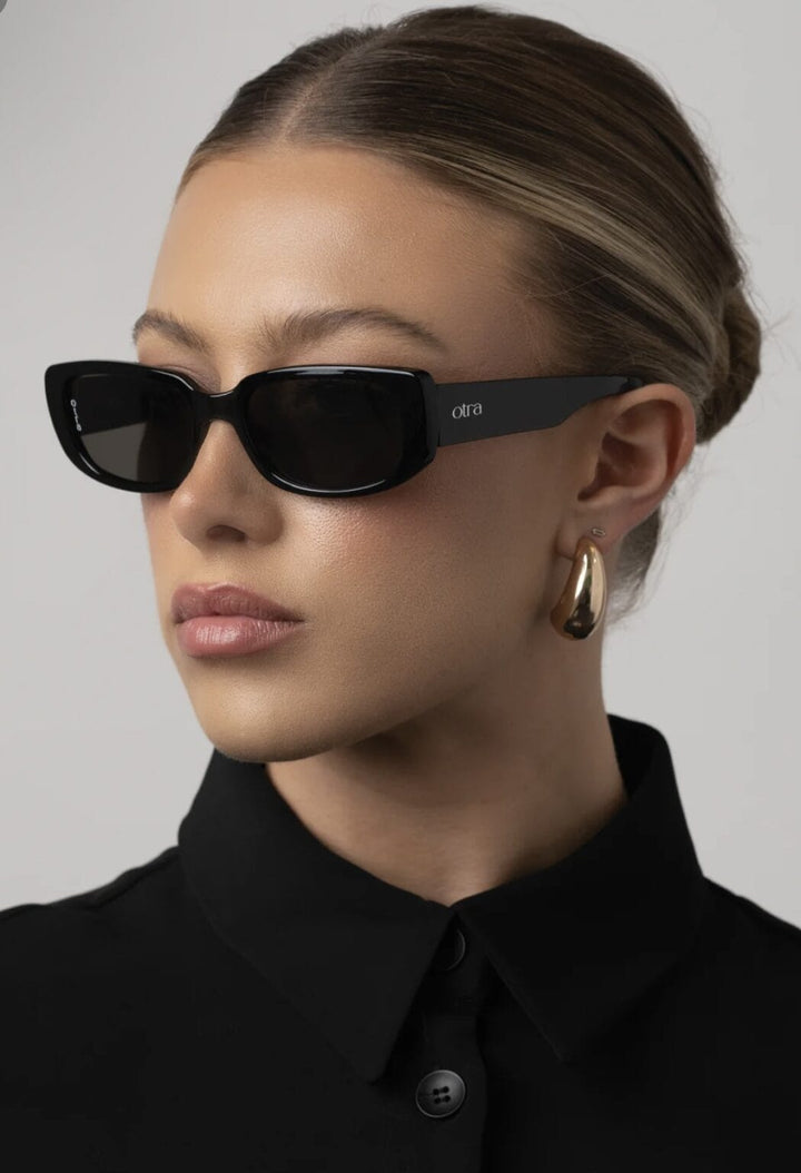 Otra Eyewear solbriller Solbriller Backstreet - svart